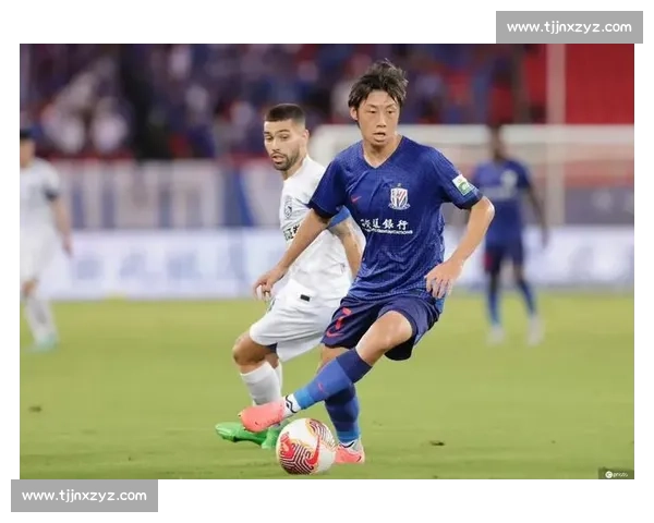 客场 2-2 申花！马马杜：为球队与球迷自豪